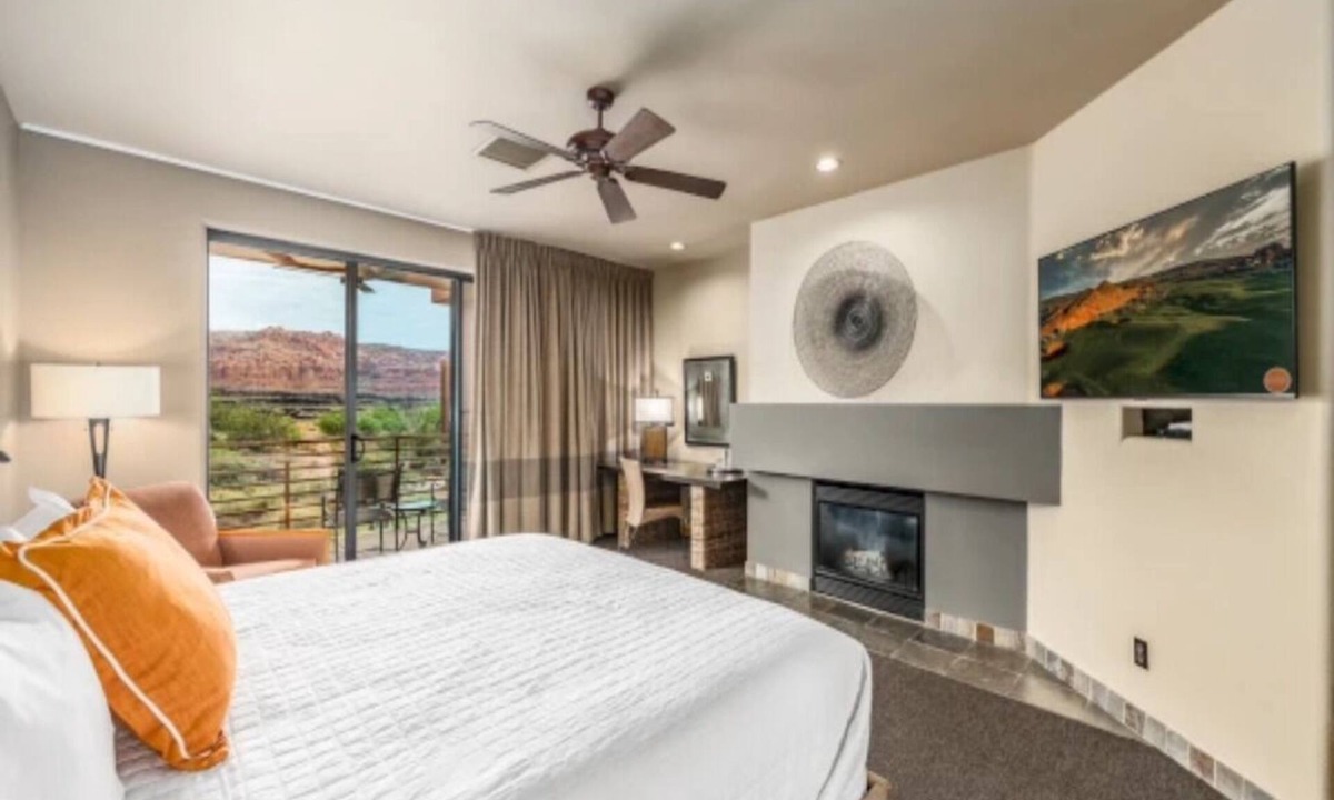 Ivins Villa | 2 Relaxing Desert Oasis Rooms Perfect for Weekend Escapes Near Golf & Trails