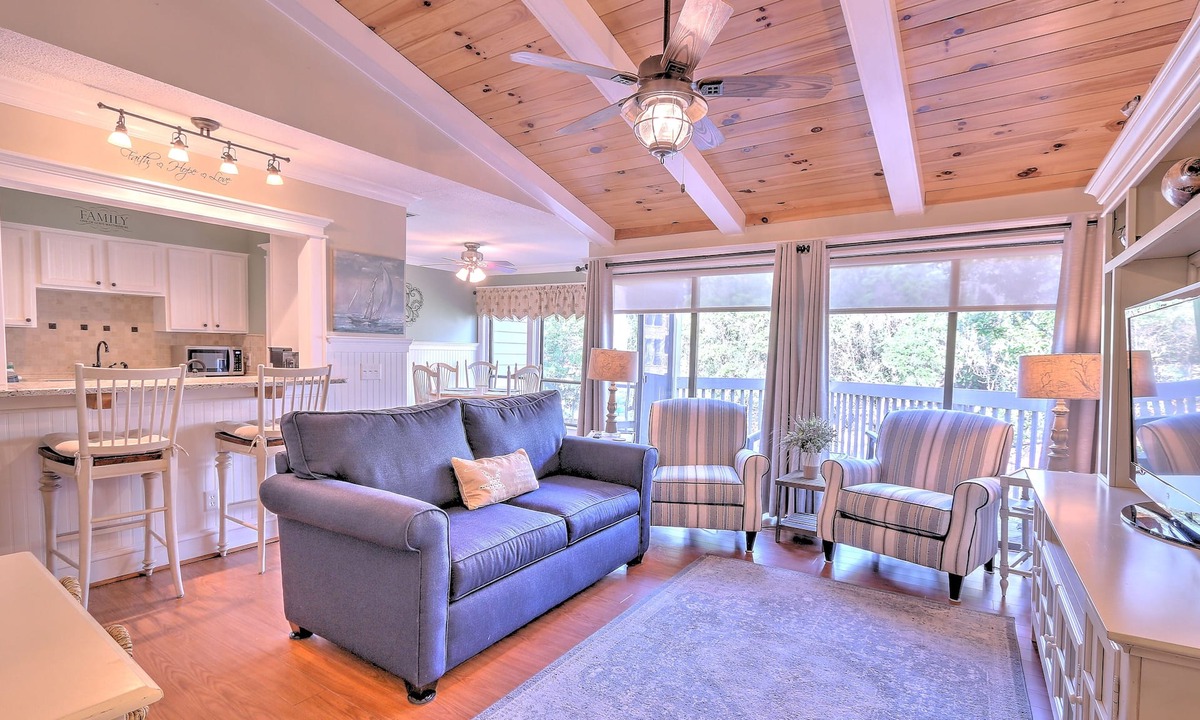 Sea Pines Villa | 2407 Lighthouse Tennis | On-site Pool & Tennis | Dog Friendly | STR #070930