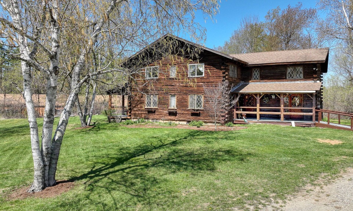 Temple Cabin | A Historic New England Farm Stay for Gatherings, Retreats & Reconnection