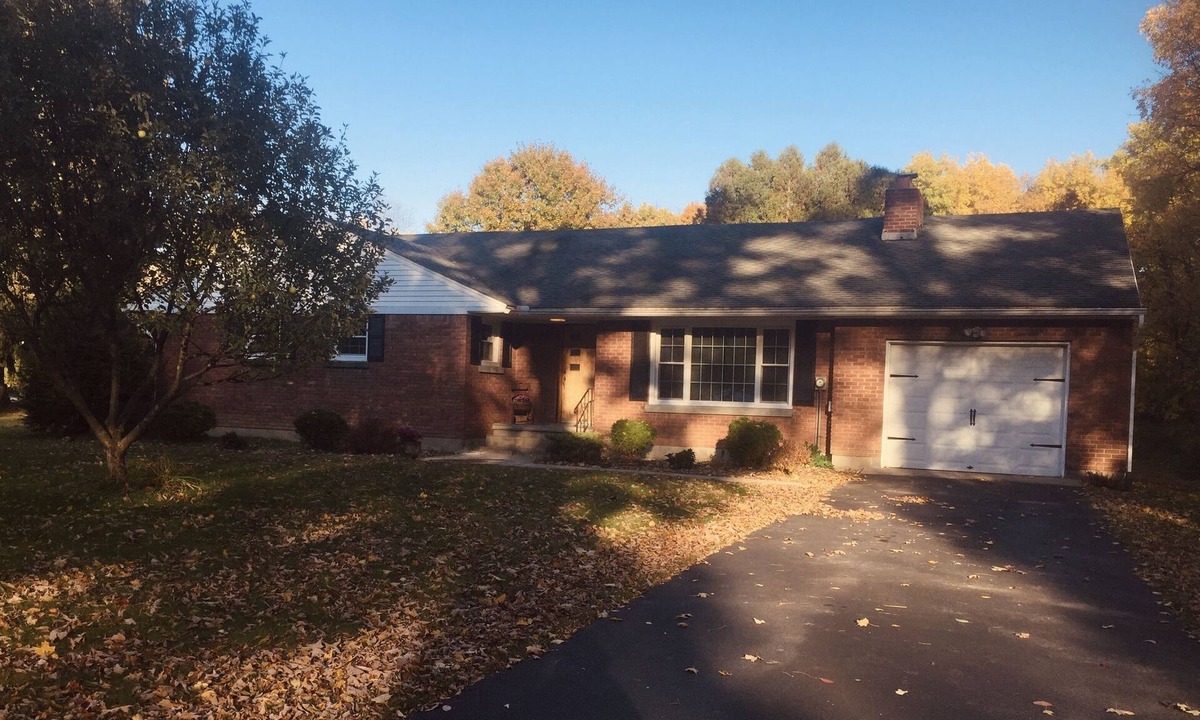 Rotterdam Junction House | Adorable Saratoga track, SPAC, Skidmore short term rental.
