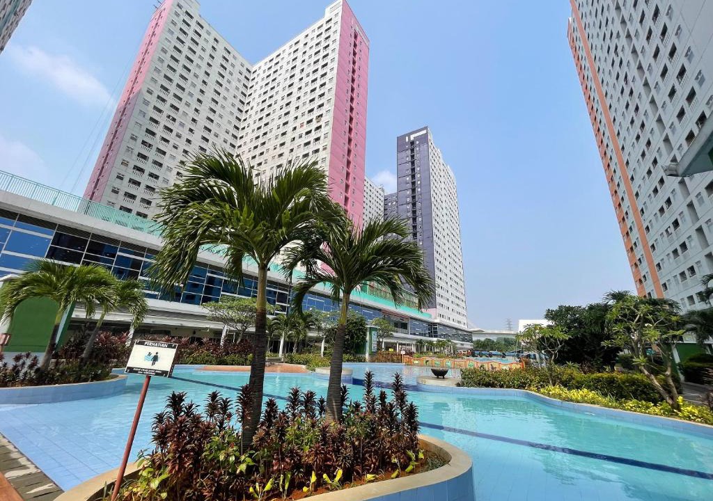 Rawasari Apartment | Apartemen Green Pramuka City by Erna