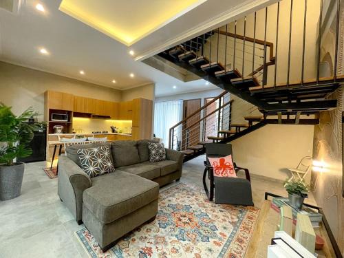 Cigadung Villa | Arumdaun Villa Syariah,with Private Pool in Cigadung