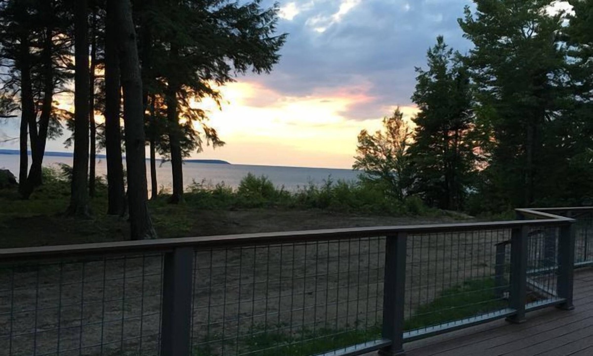 Au Train House | Au Train Island View Lodge: Summer Adventure Hub — Trails, Beach & Boating Nearby