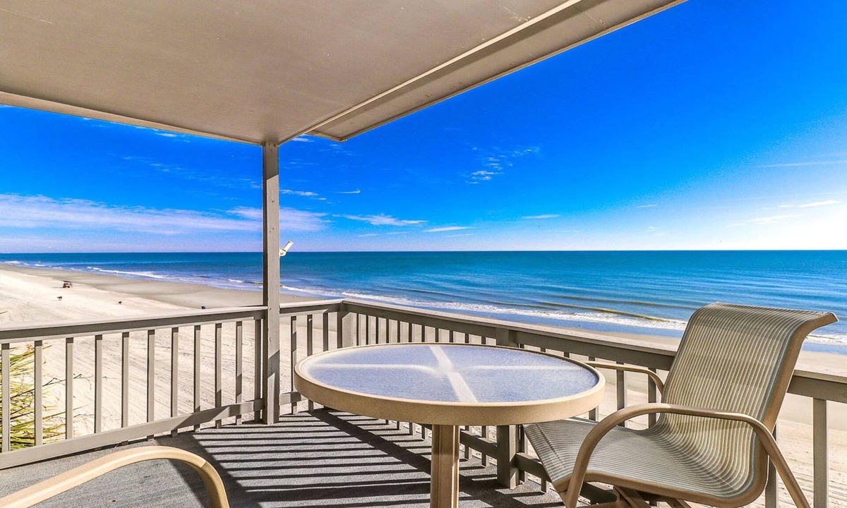 Garden City Condo | Beachfront/Pool Murrells/GardenCity/Surfside Wkly/MilitaryFirePoliceNurse Discs