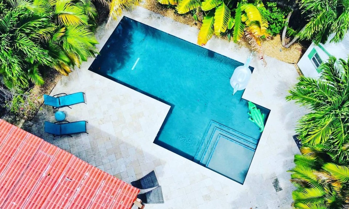 Dania Beach Villa | Beachside Bliss Lush Private Pool, BBQ, King Bed