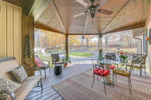 Fort Edward House | Beautiful & Unique Farmhouse 15 Mi to Saratoga