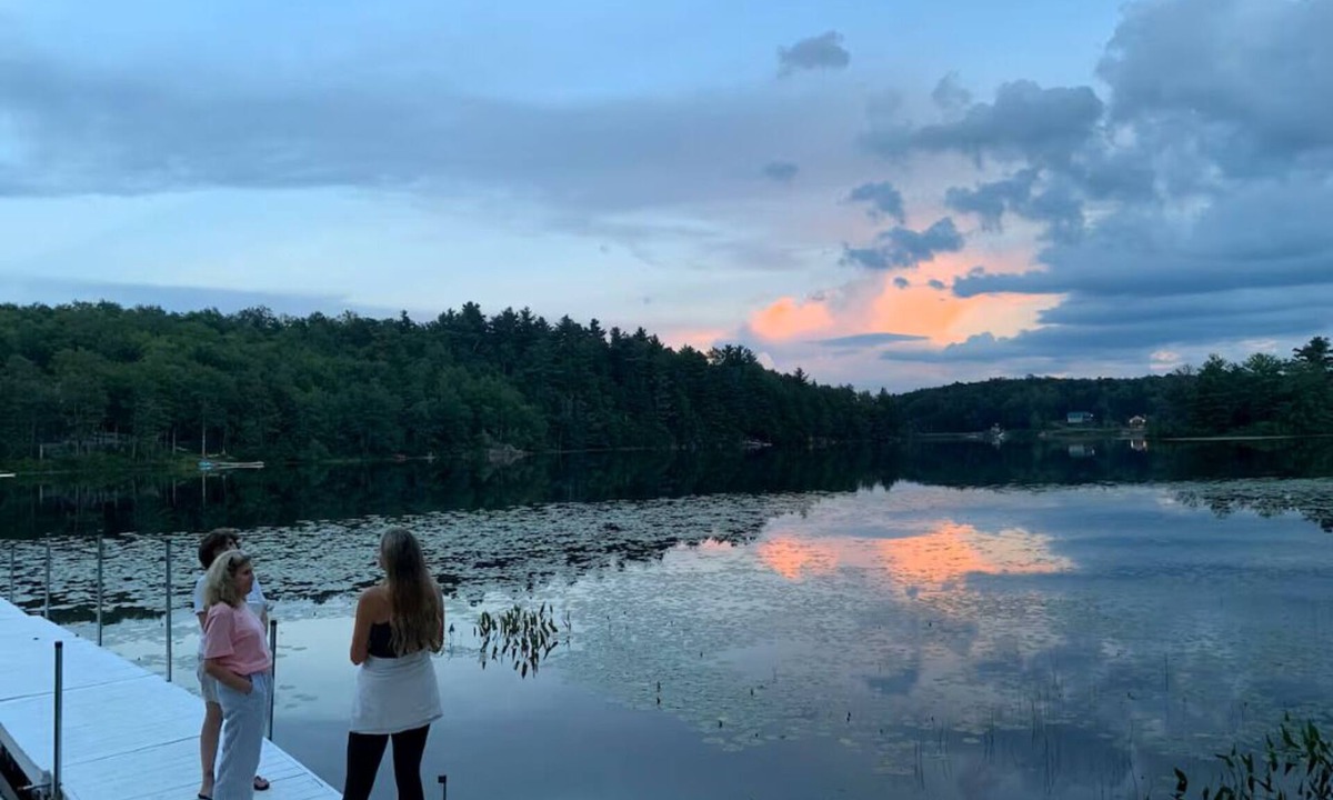 Middle Grove House | Best Private Sandy Beach on Lake Desolation!