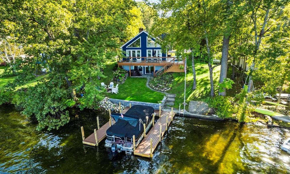 Queensbury House | Bluebird Hideaway