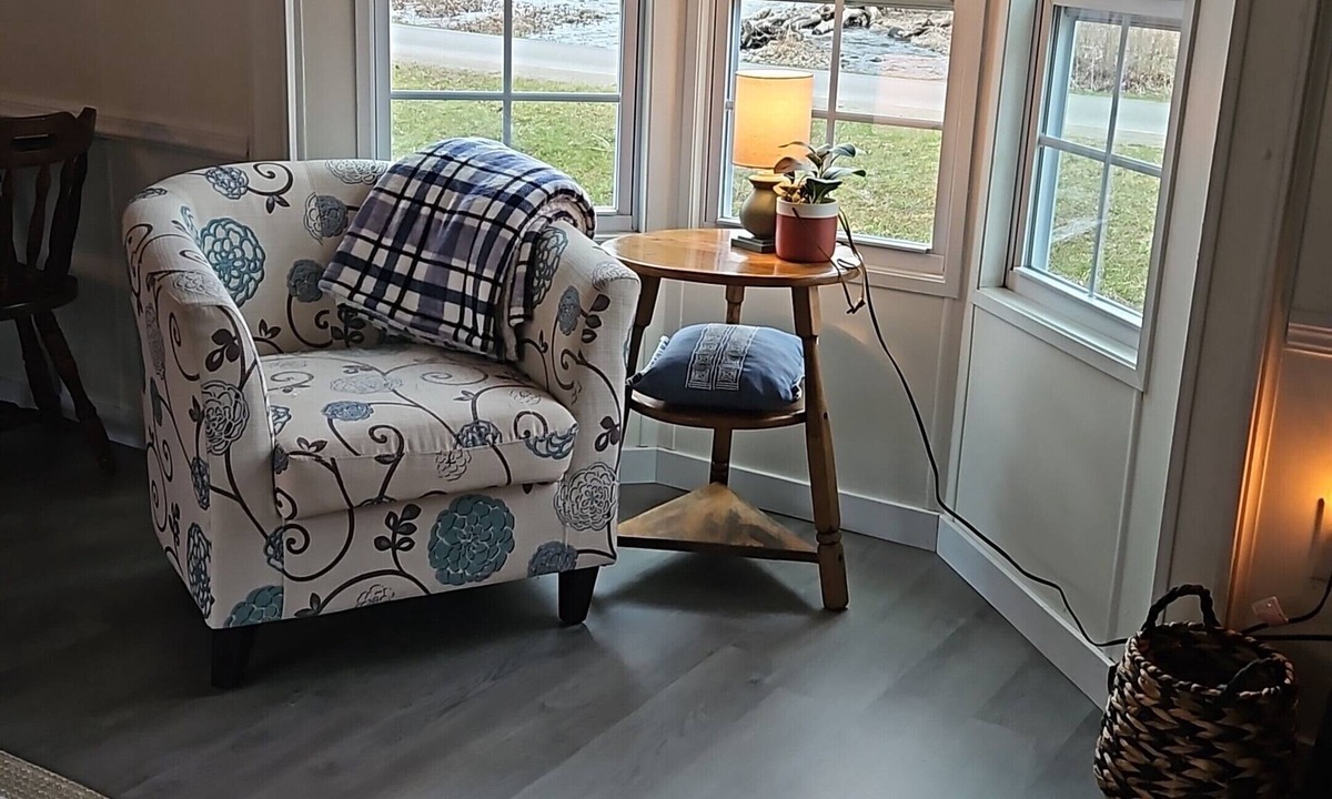 St. Johnsville House | Charming 2-bedroom Country Side Retreat with WiFi in rural Fort Plain, NY area.