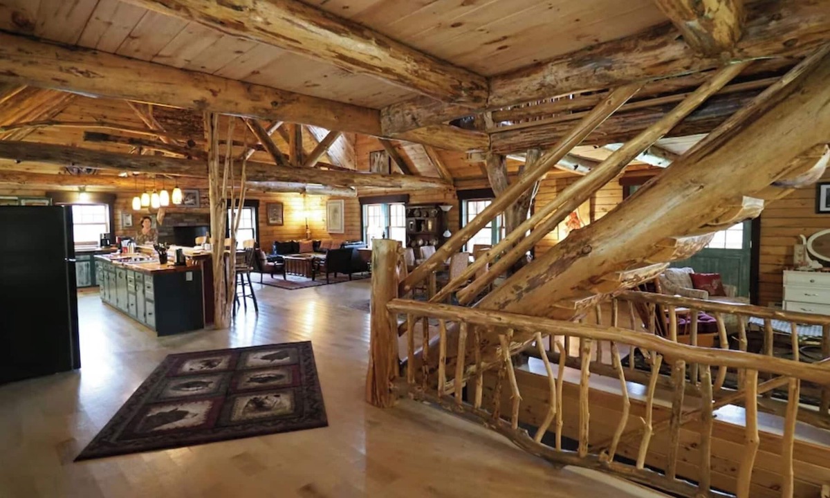 St. Johnsville Cabin | Charming lodge with 4 bedrooms and WiFi, AC in Saint Johnsville