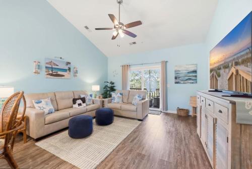 North Myrtle Beach House | Coastal Comfort Pet Friendly Barefoot Resort Villa