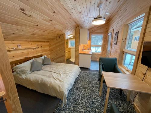 Waterbury House | Crossett Hill Lodge