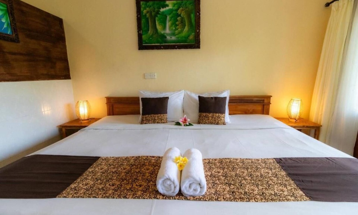 Melayang House | Deluxe double or twin with pool view