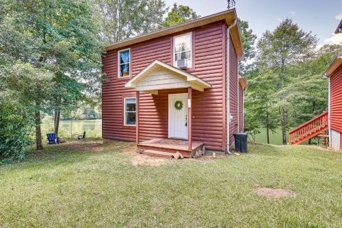 Double Springs House | Double Springs Cabin Stay w/Deck + Shared Dock!