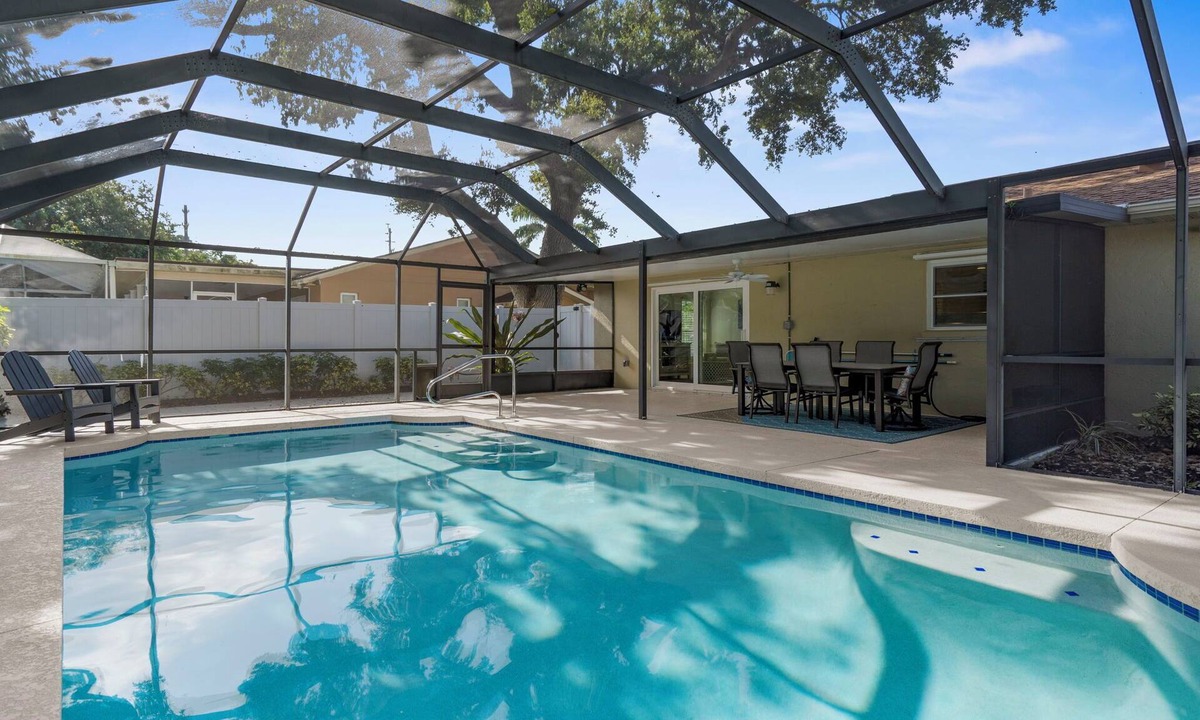 South Gate Ridge House | Family-Friendly 3BR Pool Home, Minutes to Siesta Key Beaches