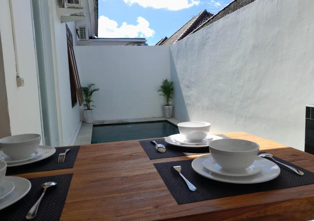 Kampial Villa | Fidelino Villa - PEACE and COOL Lush Trees