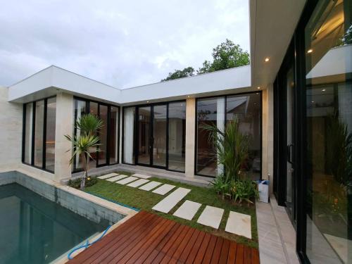 Bukit Villa | Garuda Villa by Betterplace