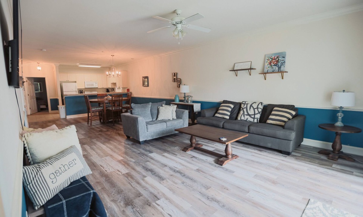 Central Myrtle Beach Condo | Golf, Beach, Family Fun and your "Happy"ness