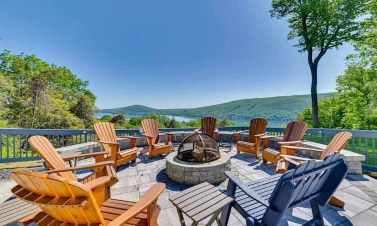 Naples House | Hot Tub While Taking In Lake Front View