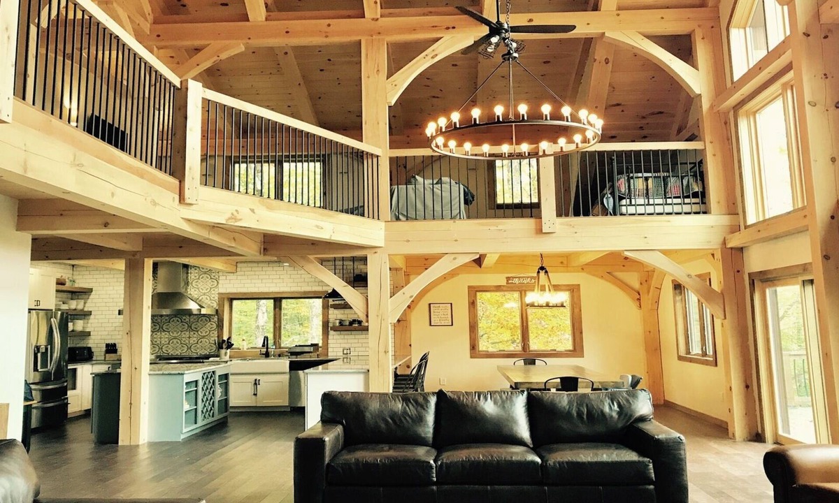Killington House | Killington Timber Frame House - Hot Tub - 5 min to mountain!