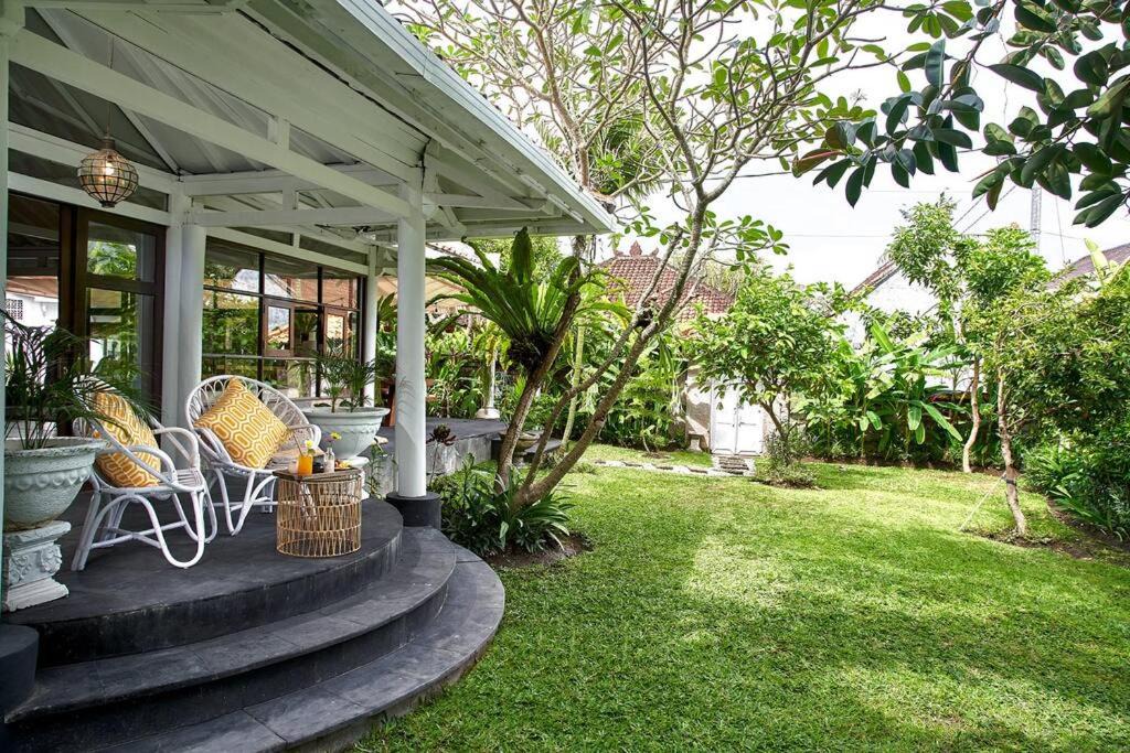 Batu Bolong Villa | Līlā - Villa Bamboo - Stylish country house