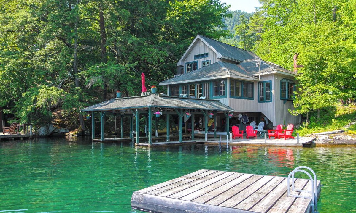 Huletts Landing House | Lakefront Adirondacks Home: Lake George Oasis!