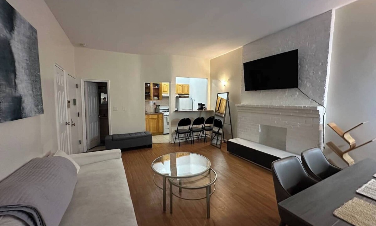 Chelsea Apartment | Large 1-Bed Steps from Penn Station