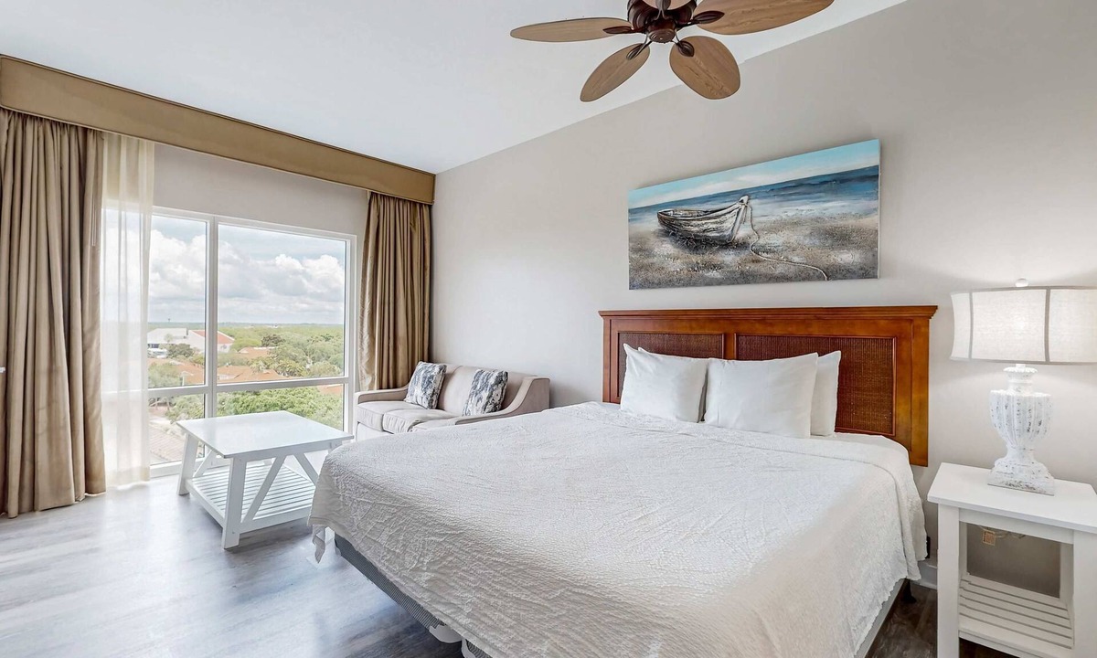 Sandestin Apartment | Luau suite w/luxe pool, hot tub & gym - stroll 4 minutes to beach