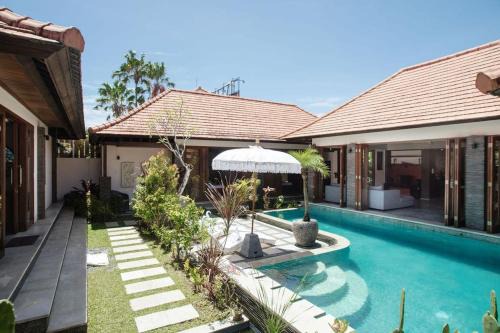 Berawa Villa | Luxury 3BR Villa Di Bucu Canggu