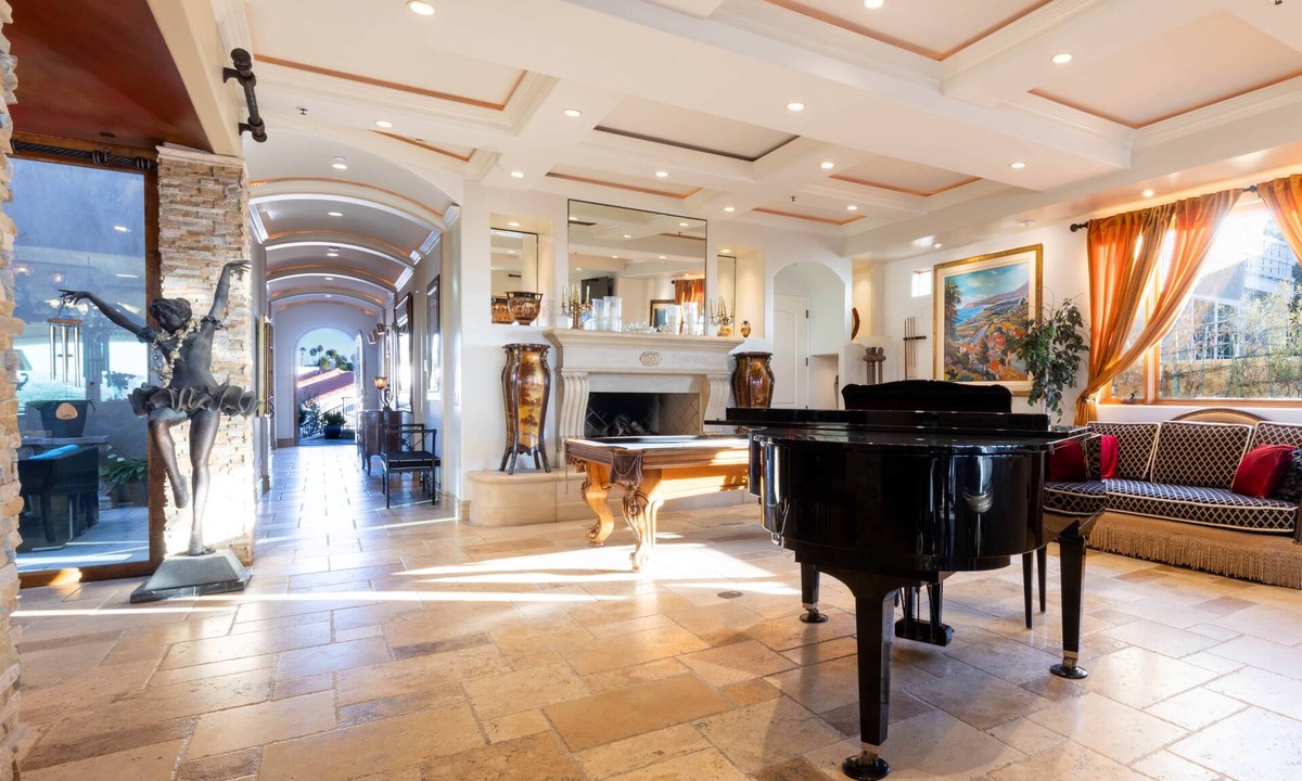 San Clemente Villa | Luxury Ocean Bluff Villa