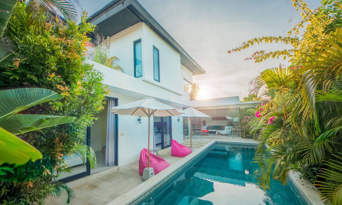 Pecatu Villa | MUST STAY ❀ 3 BR VILLA❀ POOL❀ WALK TO BEACH