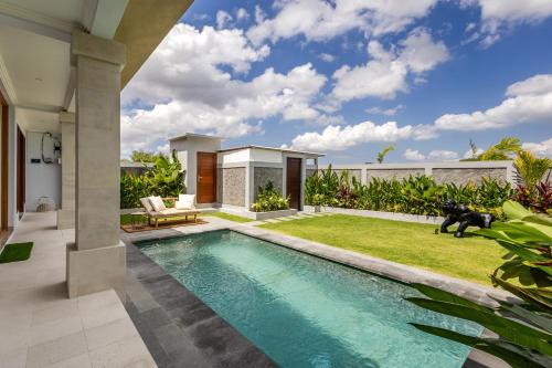 Padonan Villa | NEW - Wellness Oasis With Pool & Rice Field