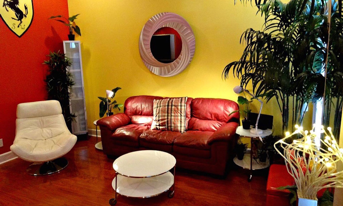 Uptown - Upper Duval Condo | OLD TOWN, STEPS TO DUVAL! 'LA DOLCE VITA SLEEPS 2-4, 3 BLOCKS TO SOUTHERNMOST