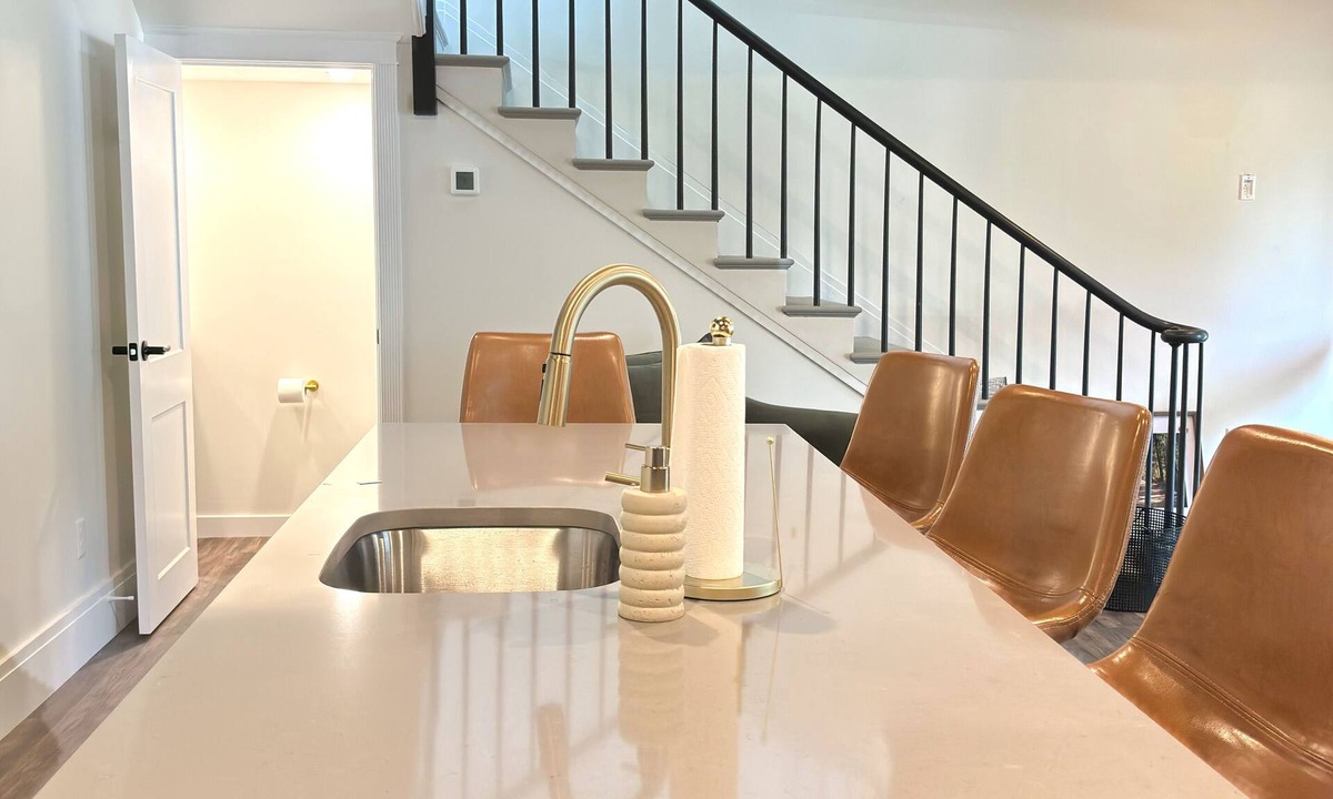 Franklin Springs Apartment | One-of-a-kind, private, elegant experience for all guests and travelers!