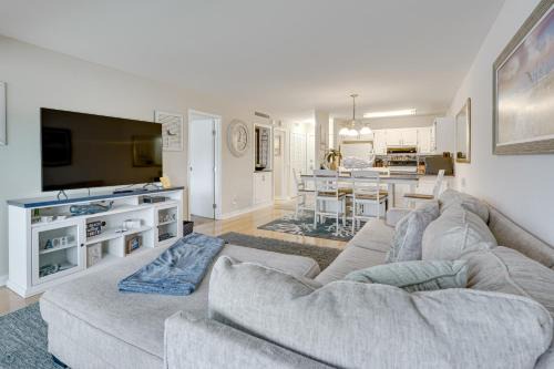 Upper Grand Lagoon House | Panama City Beach Bay Point Condo: Close to Golf!