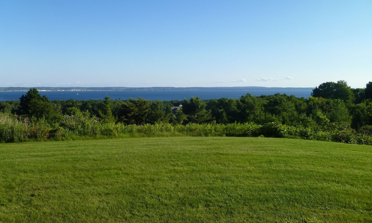 Forest Beach Condo | Panoramic Views of Little Traverse Bay in Harbor Springs
