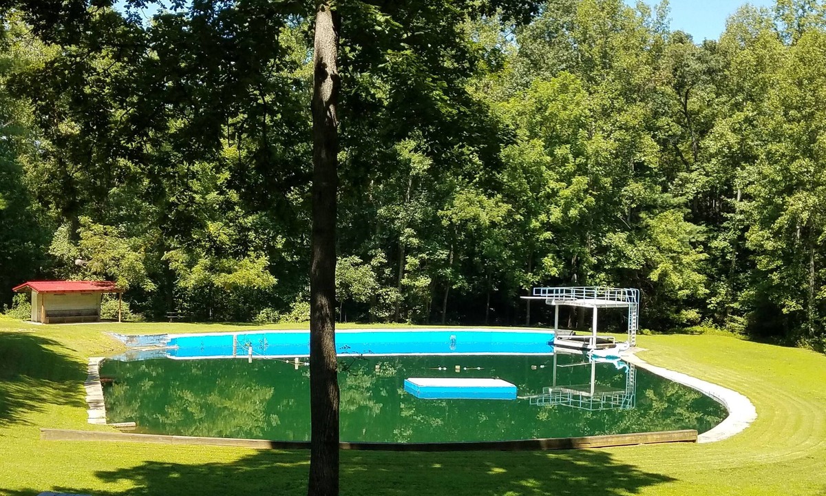 Morganton House | Peaceful and Quiet Bliss with 2 ponds, nearby mtns & lake, golf cart available.