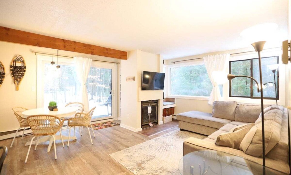 Waterville Valley Condo | Pet Friendly Waterville Valley Condo close to Town