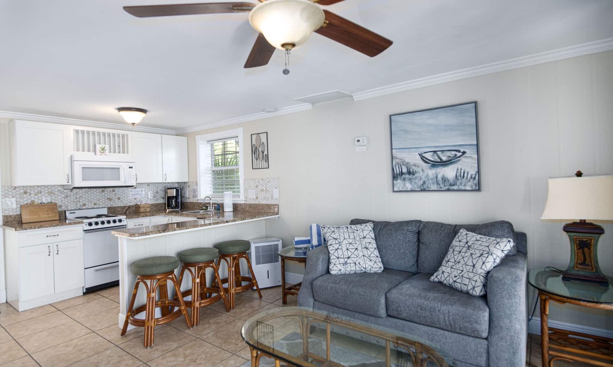 Ruskin Cottage | Pirate's Pointe Resort