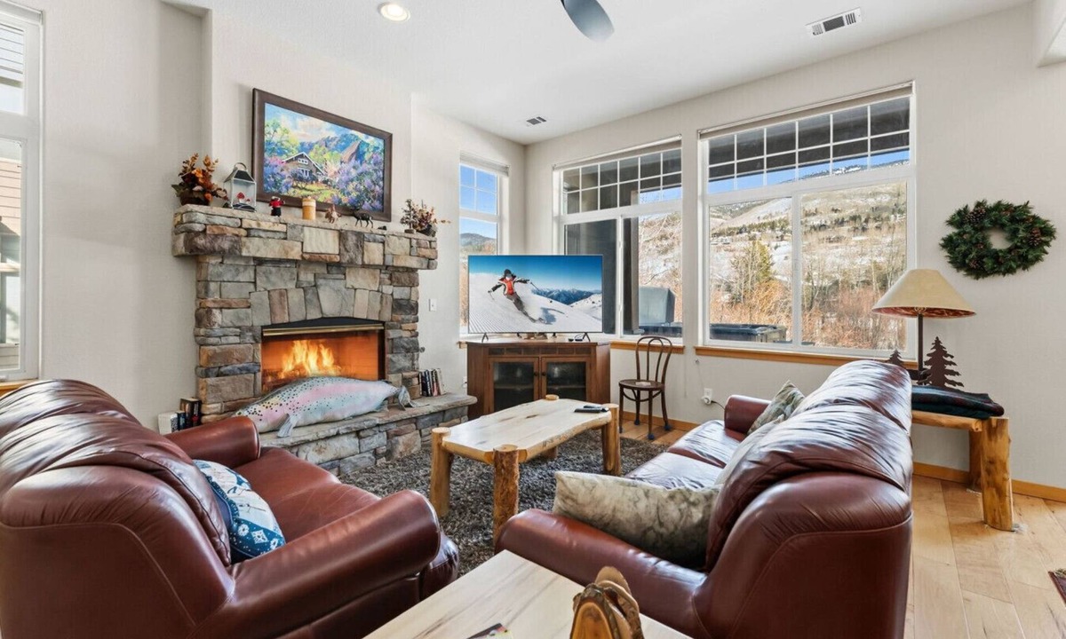 Silverthorne Villa | Riverside Retreat w/Private Hot Tub & Mountain Views