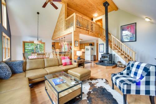 North Creek House | Rustic North Creek Getaway ~ 4 Mi to Gore Mtn!