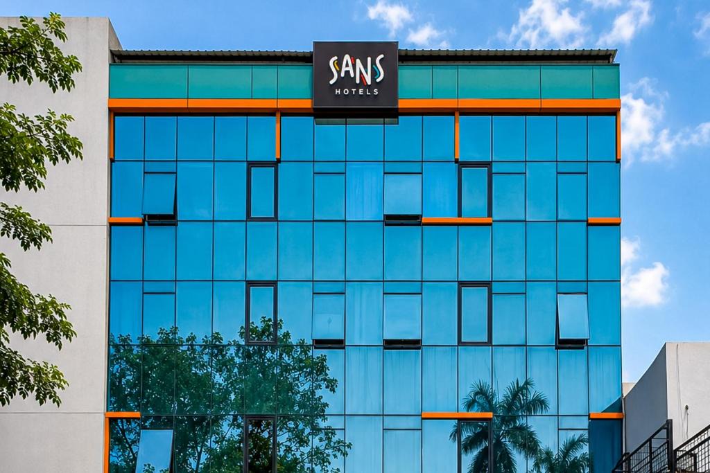 Tanjung Priok Hotel | SANS Hotel Sera Inn Tanjung Priok