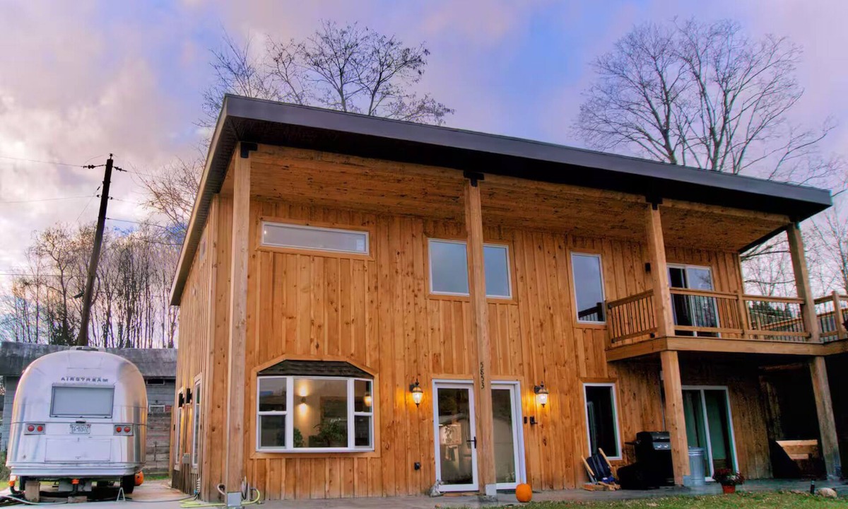 Alpine Cabin | Secluded Private Retreat with Cabin & Vintage Airstream