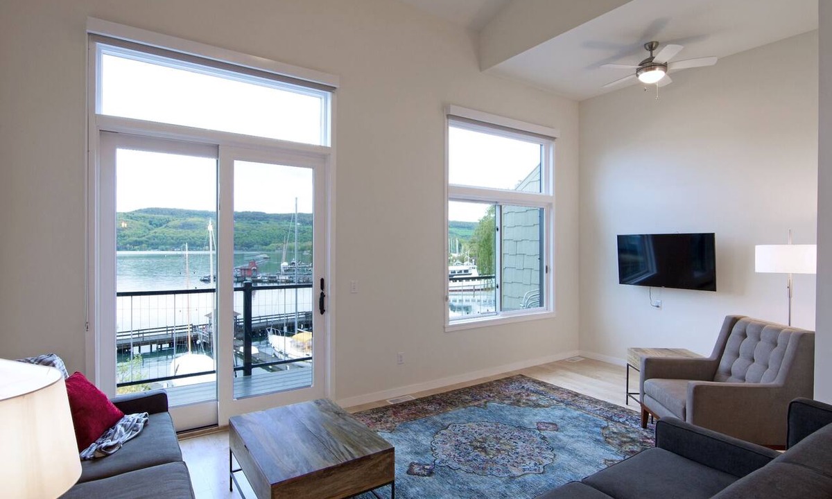 Town of Reading House | Seneca Breeze Vacation Rental - Walking to Watkins Glen Attractions