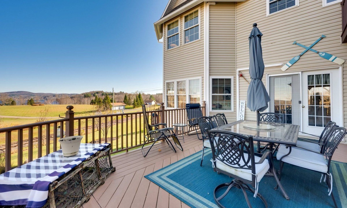 Newport Apartment | Spacious 3-bedroom with GAMES & Entertainment in gorgeous Newport