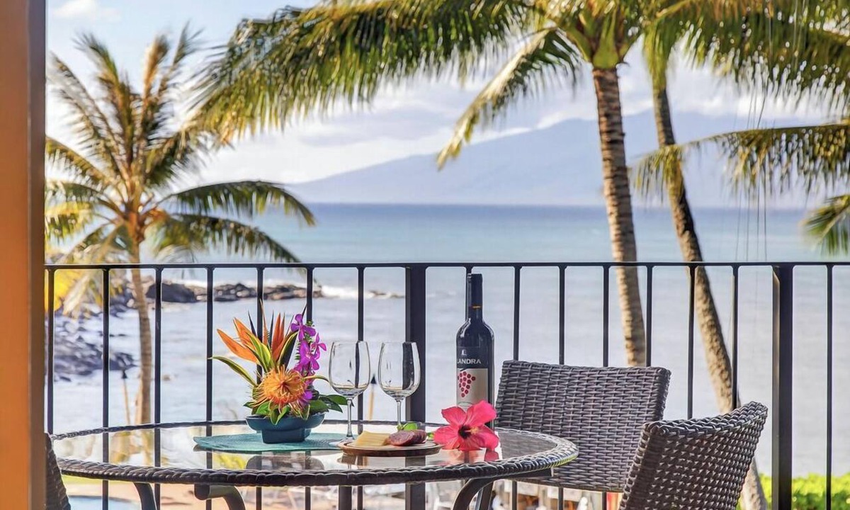 Napili Condo | Steps From Snorkeling, Sunsets & Serenity