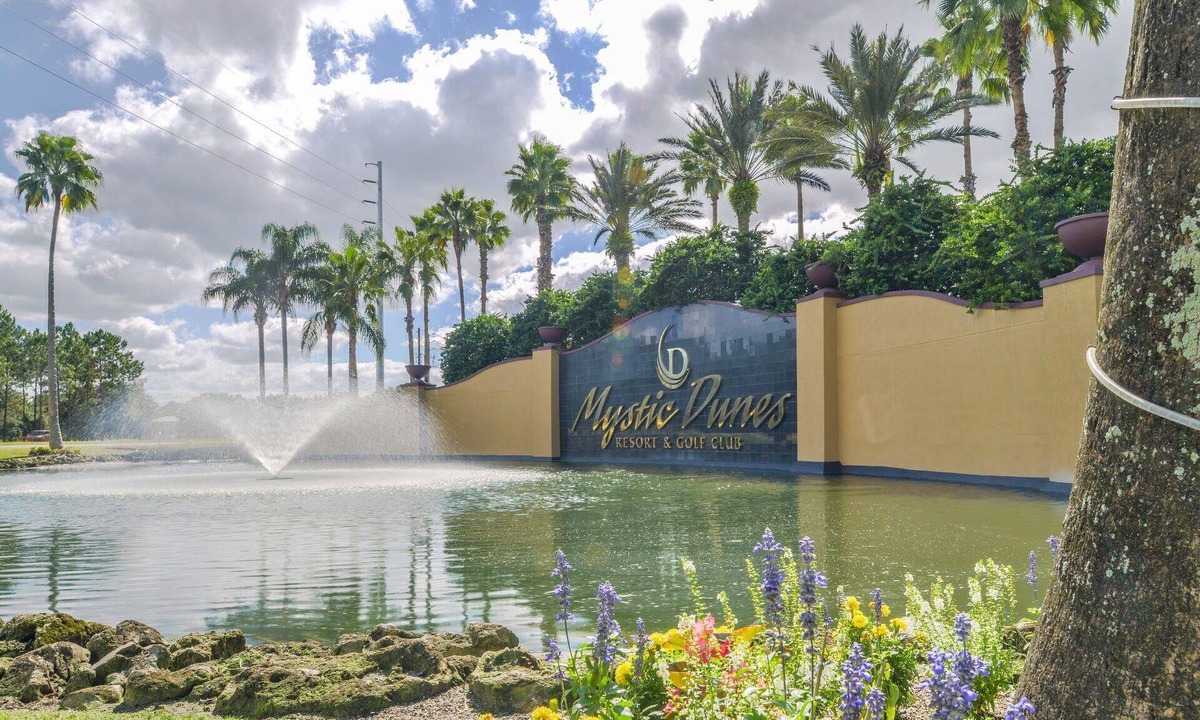 West Kissimmee Resort | Thanksgiving for a family of 8 in Celebration at Mystic Dunes Resort & Golf