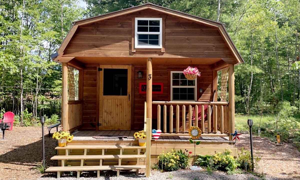 Cheboygan Cabin | Tiny ‘Garden Cottage’ Getaway in the woods! Elk Run Estates #3