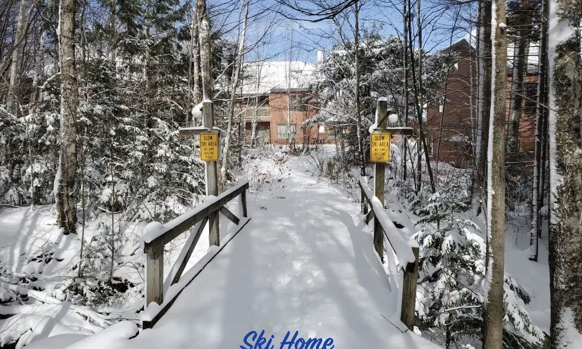Killington Condo | Trail Creek: Ski home to renovated 1st floor, 1br condo. Sleeps 4.