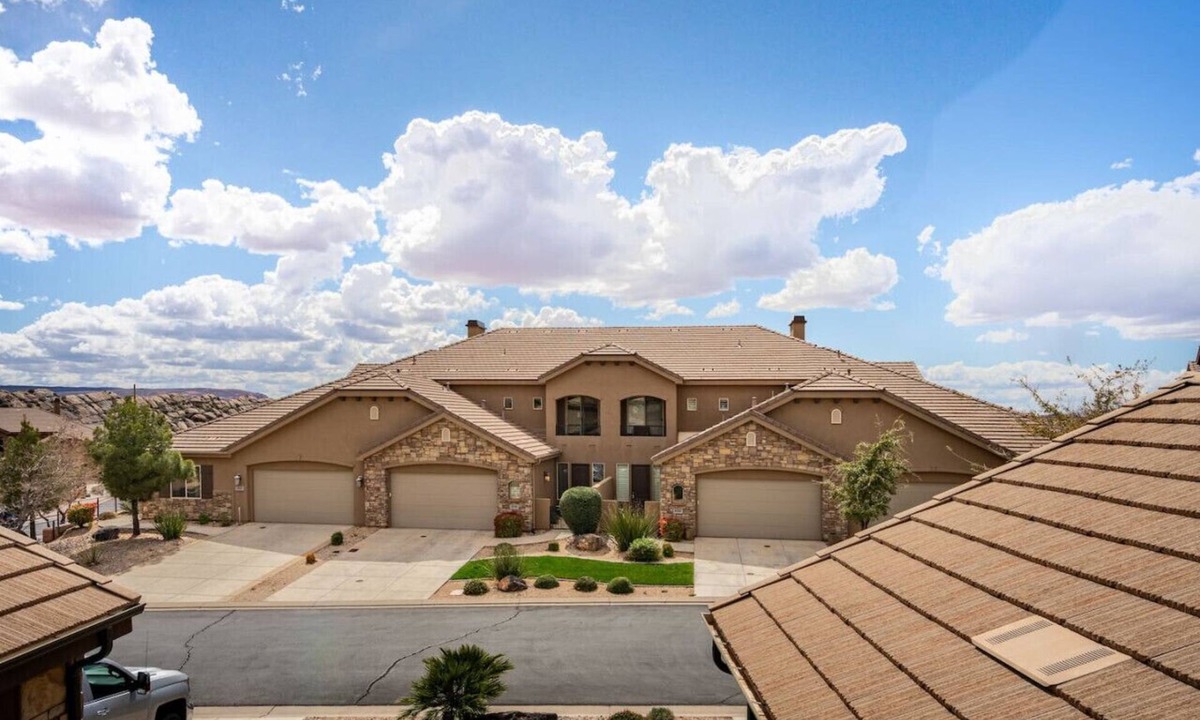 Washington Villa | Two heated pools/spas, pond, backyard w/BBQ